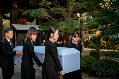 【悲報】ニートだった兄(34)が死んだんだが・・・・・・