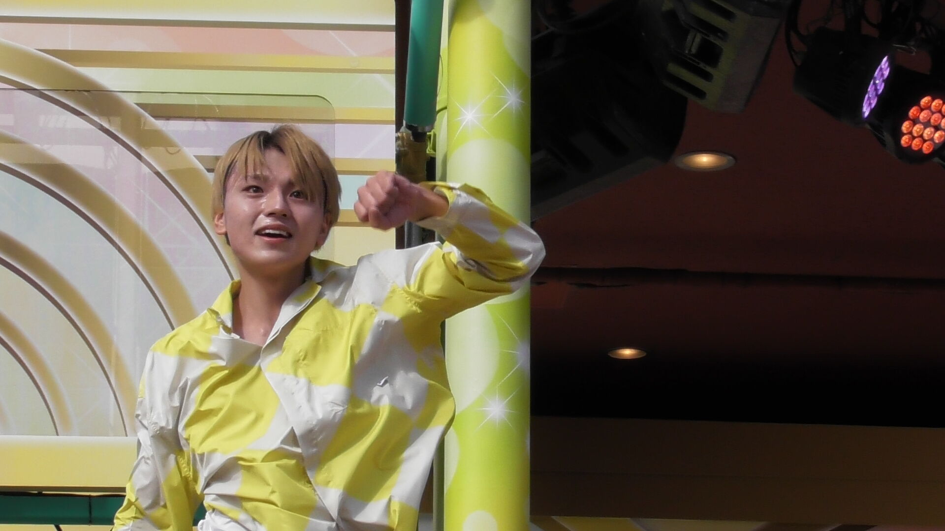 Usjエボダン Hbb お見送り動画 クリスマスツリー 写真集 ホラーナイト 22年10月11日 パンダusj のショー パレ動画好き ユニバーサル スタジオ ジャパンの情報系ブログ