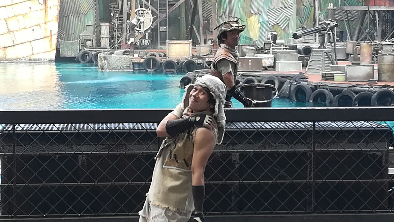 Usj ウォーター ワールド 年12月15日1 2回目 ヘレンのマイク不調 敵船無し Water World パンダusj のショー パレ動画好き ユニバーサル スタジオ ジャパンの情報系ブログ Usj ウォーター ワールド 年12月15日1 2回目 ヘレンのマイク不調 敵船無し Water World パンダusj のショー パレ動画好き ユニバーサル スタジオ ジャパンの情報系ブログ