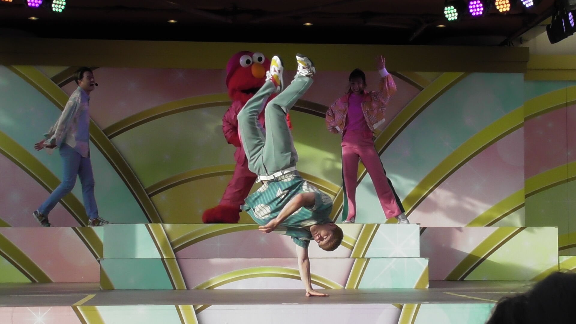 Usjエボダン Hbb お見送り動画 クリスマスツリー 写真集 ホラーナイト 22年10月11日 パンダusj のショー パレ動画好き ユニバーサル スタジオ ジャパンの情報系ブログ