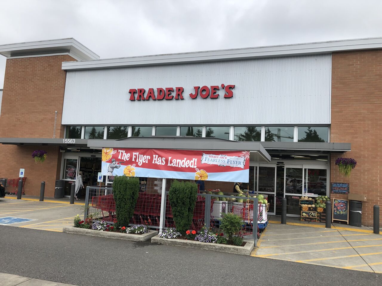 トレーダージョーズ】、典型的な顧客は年収900万円以上！お土産で話すトリビアとは？ : 激しくウォルマートなアメリカ小売業ブログ