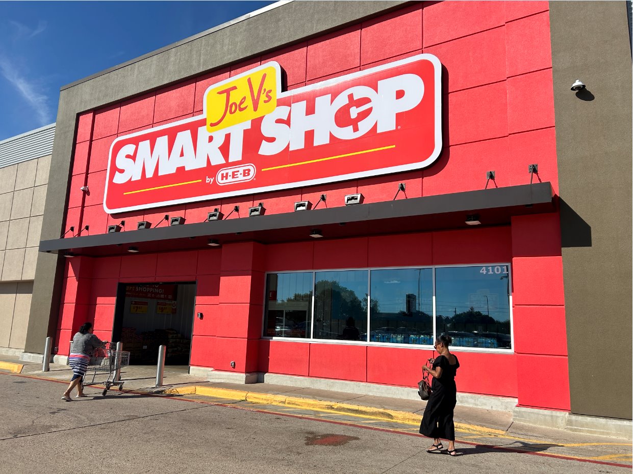 ジョーV's】、ダラス郊外の倉庫型競合店が閑古鳥！ウインコフーズ負け