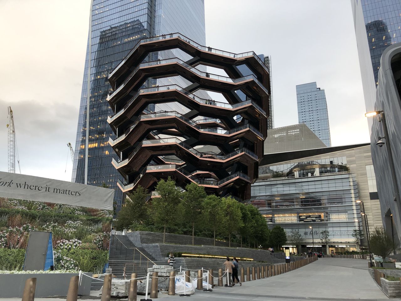 大量閉店 前年超える7 000店以上の閉鎖 ハドソンヤード最新モールは死んでいる 激しくウォルマートなアメリカ小売業ブログ