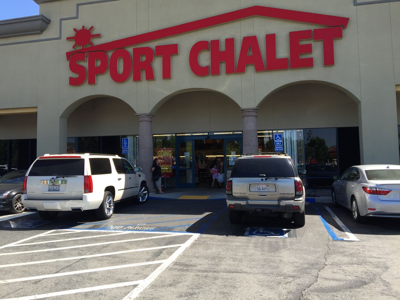 スポーツ シャレー 老舗スポーツ用品専門店チェーンが全店閉店 これも地殻変動 激しくウォルマートなアメリカ小売業ブログ スポーツ シャレー 老舗スポーツ用品専門店チェーンが全店閉店 これも地殻変動 激しくウォルマートなアメリカ小売業ブログ