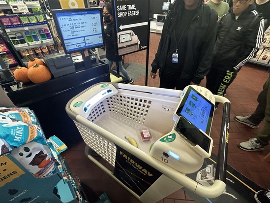 240110¥±¥¤¥Ñ¡¼¥«¡¼¥È£³