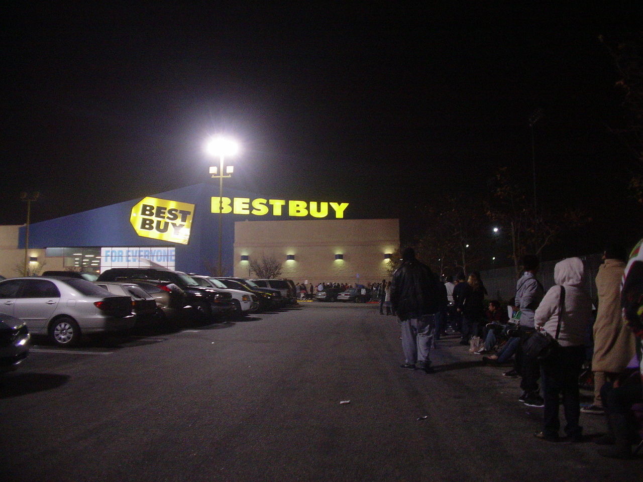 【ベストバイ】、ツェルプフォース中止！オンラインのサービスよりリアルサービス強化？激しくウォルマートなアメリカ小売業ブログ