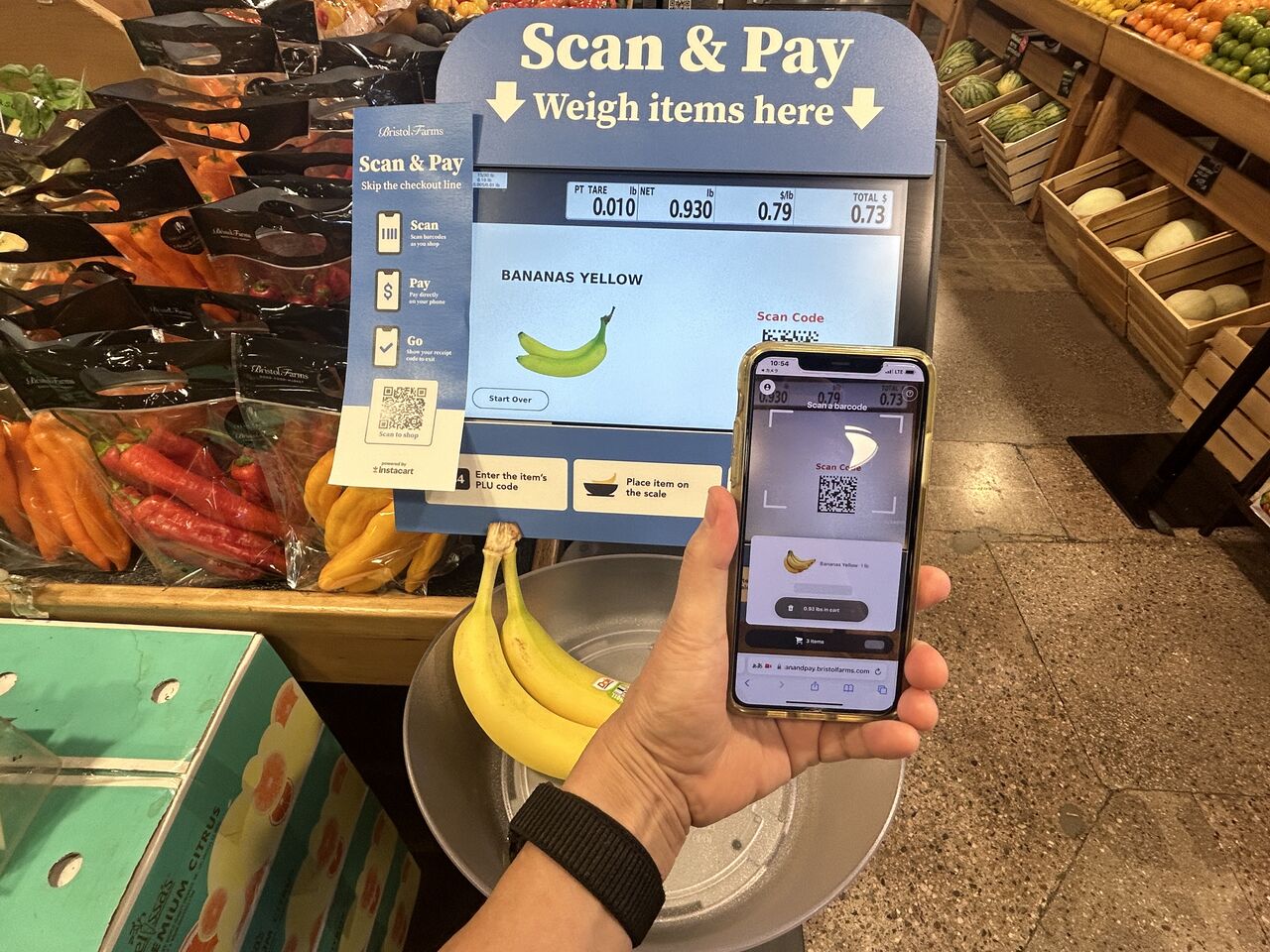 スマホレジ】、LAの高級スーパーがスキャン＆ペイを実験！ホントに