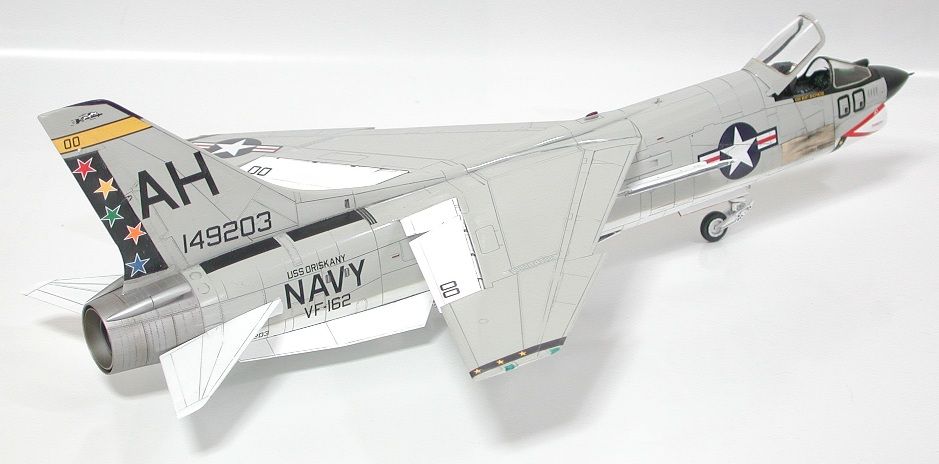 1/48 F8J クルセイダー　塗装済完成品 1/48 F8J クルセイダー 塗装済完成品 1/48 F8J クルセイダー 塗装済完成品
