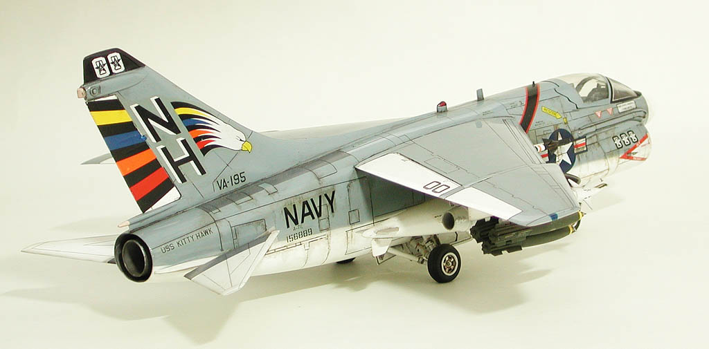 A-7 愛 (1) … ESCI 1/48 : Go Navy! (乙)