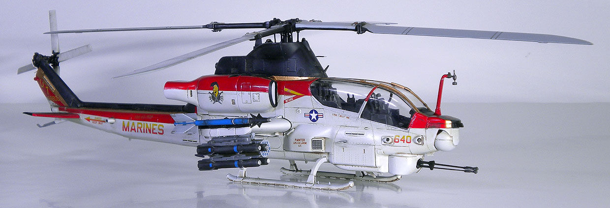 やっと完成】AH-1Z ヴァイパー 攻撃ヘリ 1/48 Kittyhawk 【ま