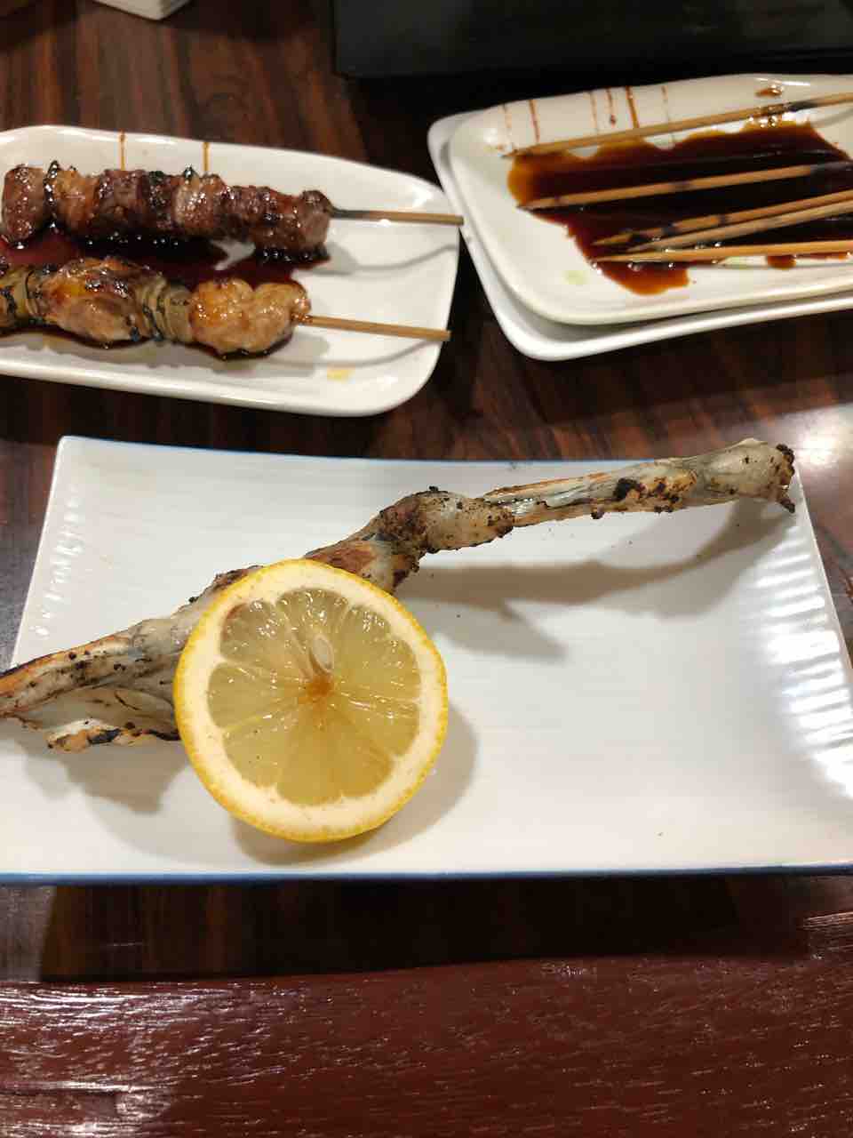 食レポ 食用カエル うたぐらし