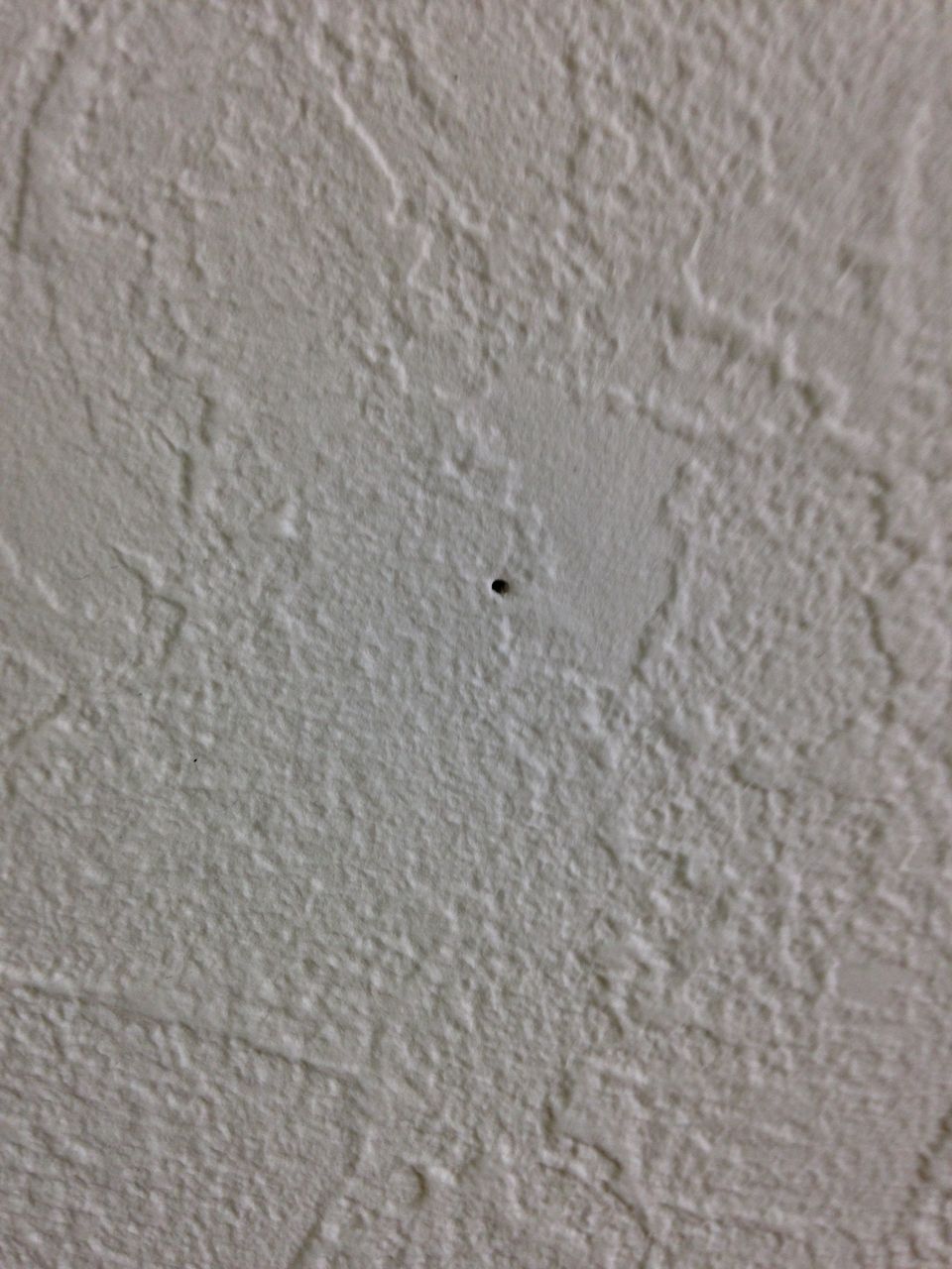 壁に開けた画鋲の穴の補修 半農半主夫 凡夫 Of Kitchen