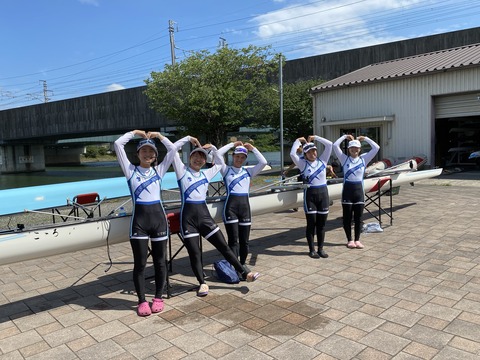 C65EEEBC-26F9-4DC1-A3E0-5A58CFD49F44