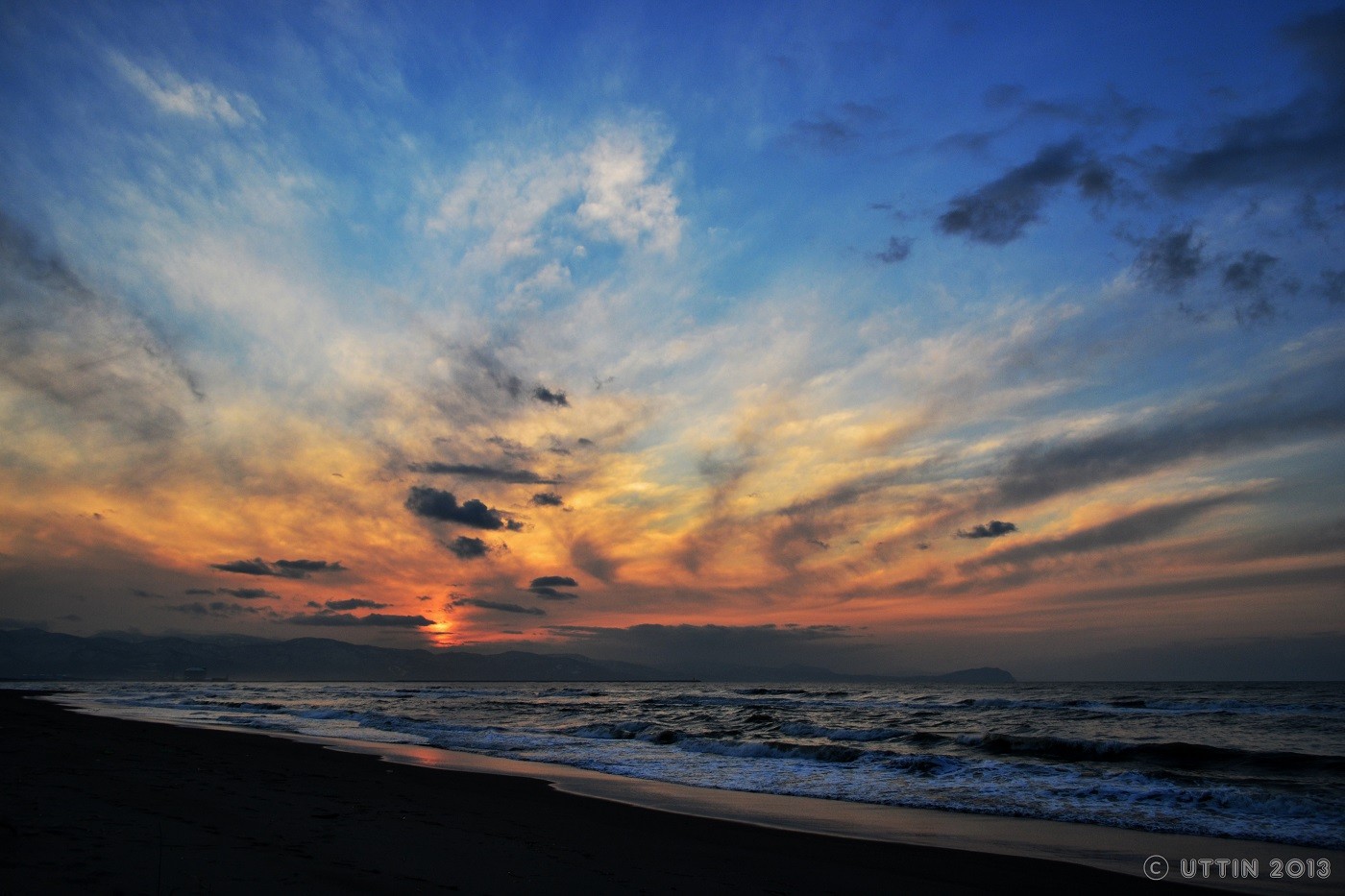 初冬 夕暮れ浜 風景と雲の写真集 初冬 夕暮れ浜 風景と雲の写真集