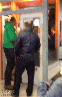 Gif 女さん しばかれるwwwww Question クエッション Gif 女さん しばかれるwwwww Question クエッション