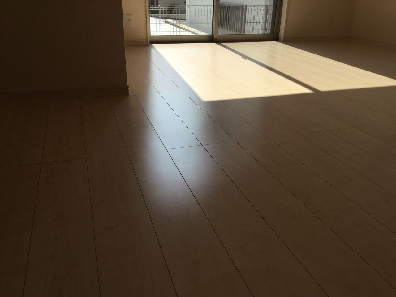 大阪府交野市でサンロードアートにuvフロアコーティング Uvmeisterのblog 大阪府交野市でサンロードアートにuvフロアコーティング Uvmeisterのblog