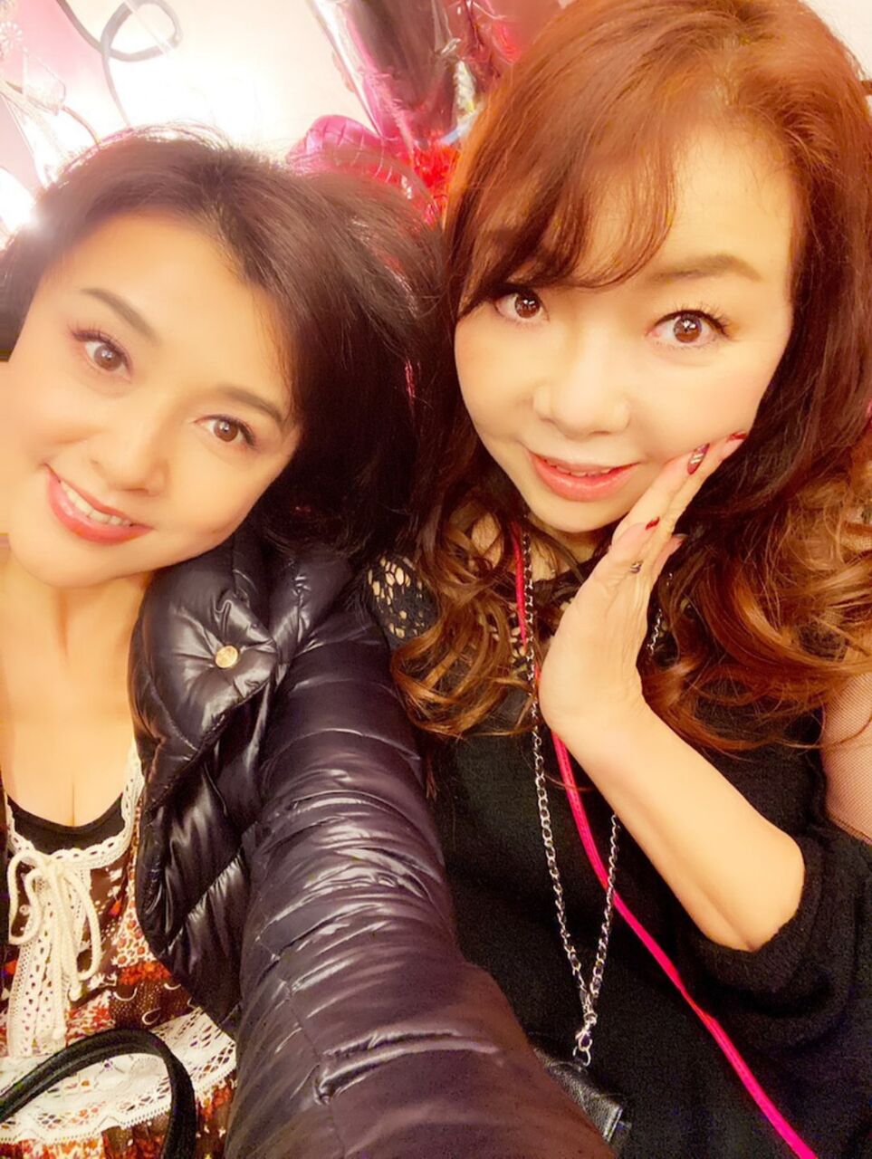 藤原紀香 ハイヒール モモコの2ショット投稿写真に 記憶と違いすぎて 戸惑う声 芸能界 気になるあの噂 大調査ユニット 藤原紀香 ハイヒール モモコの2ショット投稿写真に 記憶と違いすぎて 戸惑う声 芸能界 気になるあの噂 大調査ユニット