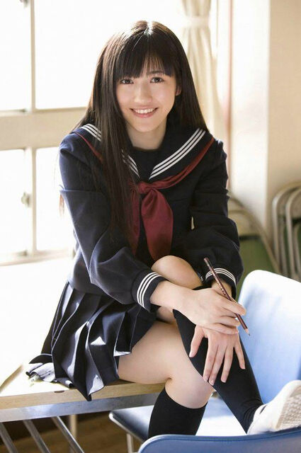 画像 渡辺麻友の制服姿が最高すぎるwywywywy