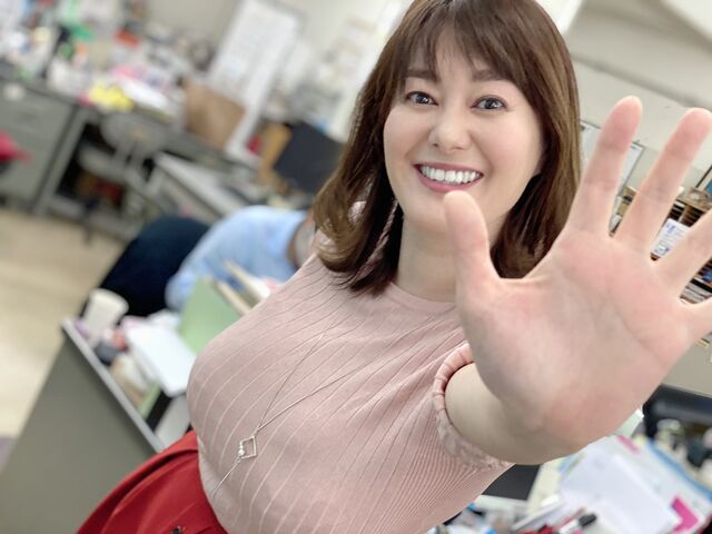 芸能人の気になる噂【画像】Hカップおばさん「私みたいなおばさんでいいの？」コメントコメントする