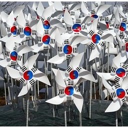 （ ´_ゝ`）韓国軍楽隊、自衛隊音楽まつりの参加見送り ブラックイーグルス給油拒否に対抗 ※ブラックイーグル 先月、竹島上空で太極旗の模様を描いて飛行