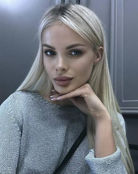 【画像】 ロシアの美人インフルエンサー、恋人との別れ話のもつれでお米にされる????