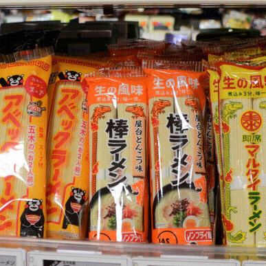 「棒ラーメン」販売↑ 安さウケる