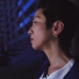 麻生太郎氏「2千年にわたって同じ民族が、同じ言語で、同じ一つの王朝を保ち続けている国など世界中に日本しかない」→ 蓮舫さん「だから？」