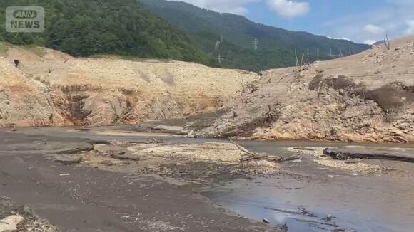 「水の王国」富山 水不足で取水制限 ダムの底見え 下流の地域では32年ぶり