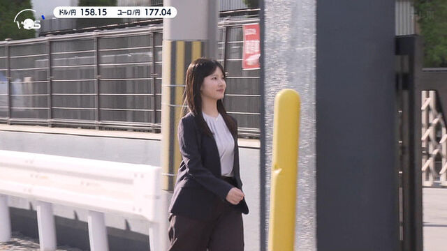【画像】テレ東新人アナ　巨乳だった！！【GIF動画あり】