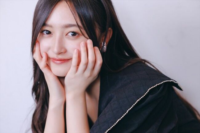 【悲報】乃木坂46・メンバー　1st写真集に物議！「裸体は求めてない」がコチラw