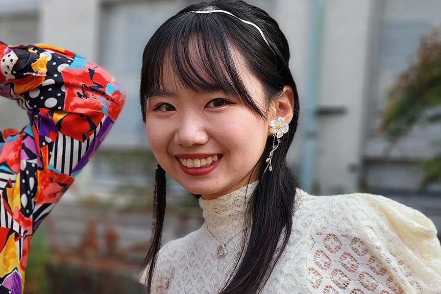 【歓喜】吉本女性芸人　デコルテ全開ショットがアイドルより可愛いwww