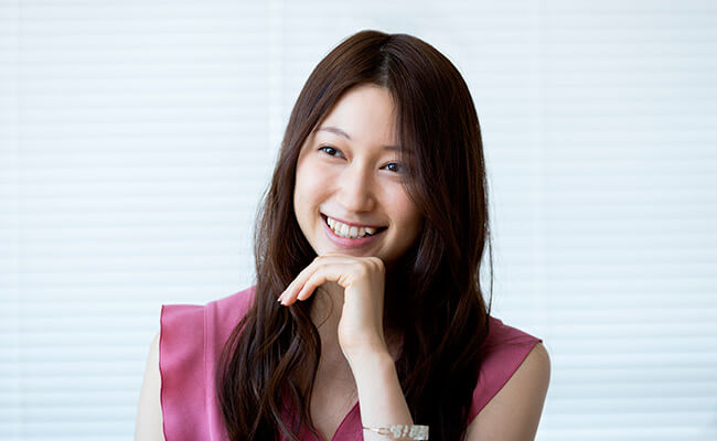 【変貌】１１年ぶり？２９歳になった女優の近影！色気がダダ漏れwww