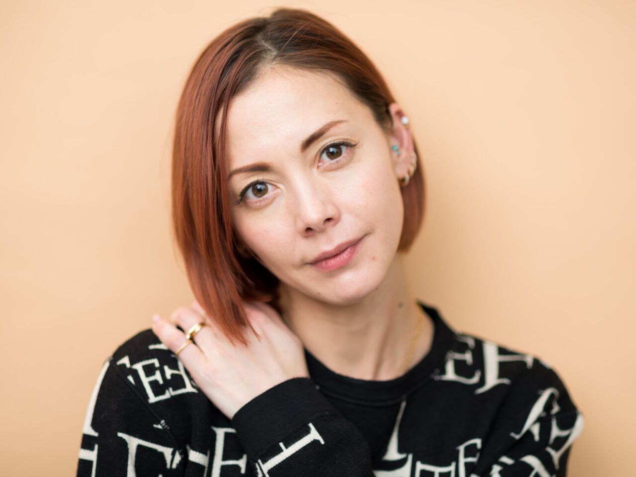 41歳モデル　女子高生にガチギレするもメイクさんに捕獲されるw