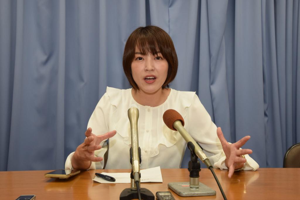 【爆誕】グラドル初の国会議員！「社会派おっぱい」が国政に www