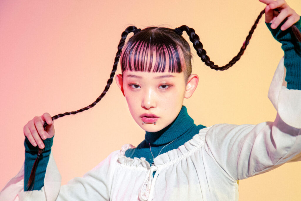 【激怒】人気女性歌手　盗撮行為に怒りあらわ！？