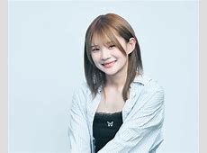 【朗報】19歳女性レーサー　ネコ耳姿が可愛いすぎwww