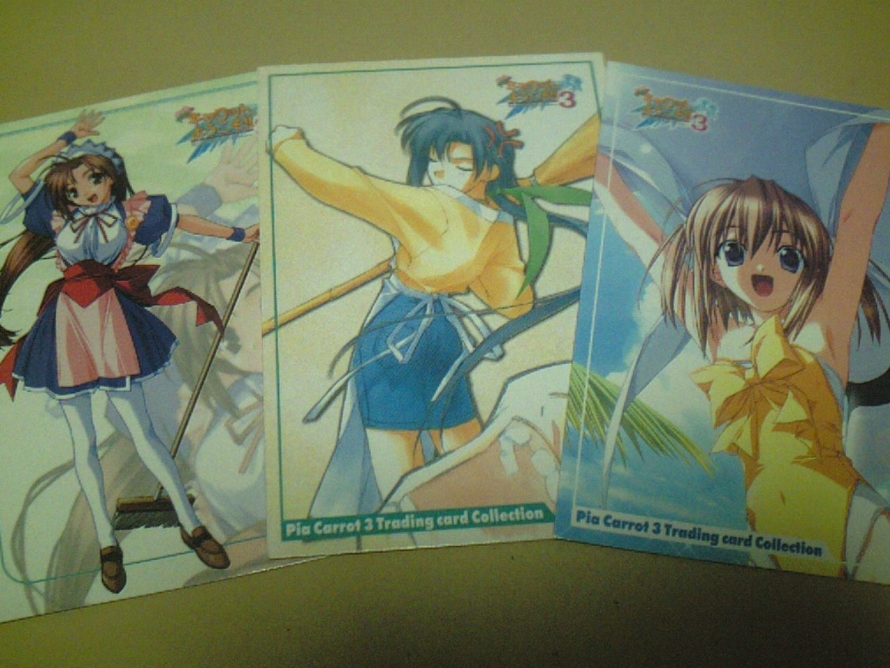 ピアキャロgo エロ リントシェーバーポータブルファブリックシェーバー服レイザーのための家 (FUZHCY(たけち) 鈍る ファブリックシェーバー充電式糸くず除去器と静電ブラシ)