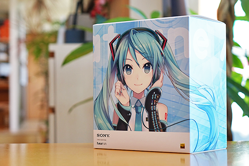 H Ear On 初音ミク Miku Model がやってきたので開梱フォトレビュー ソニーで遊ぼう H Ear On 初音ミク Miku Model がやってきたので開梱フォトレビュー ソニーで遊ぼう