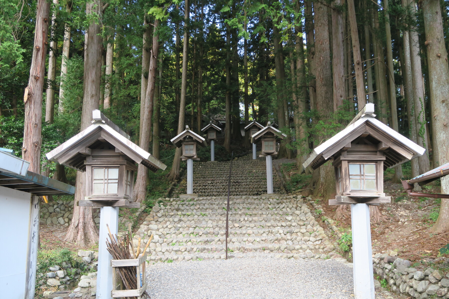 19 11 02 03 秋葉神社前キャンプ場 藍色の旅路 19 11 02 03 秋葉神社前キャンプ場 藍色の旅路