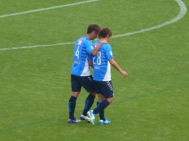 写真ブログ J2第39節 横浜fc Vs 松本山雅fc ニッパツ三ツ沢 日刊 しし丸日記 横浜fc と 食 のブログ