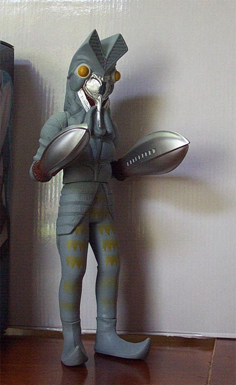 バンプレスト 侵略者を撃て バルタン星人 ＃82 組立式DXソフビ