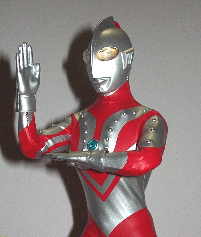 RAHウルトラマンゾフィー Amazon.co.jp: RAH(リアルアクションヒーローズ) ゾフィー Ver