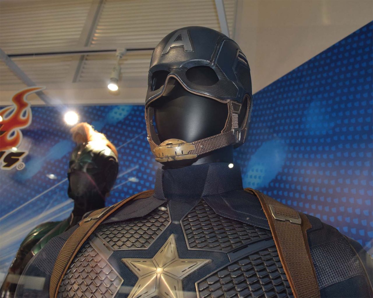 Marvel Avengers Endgame Exclusive Store By Hot Toys バルタン星人の部屋 Marvel Avengers Endgame Exclusive Store By Hot Toys バルタン星人の部屋