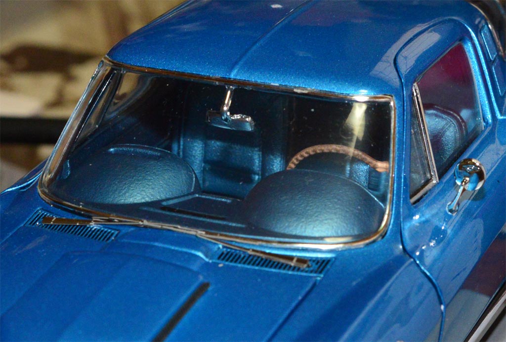 gmp CORVETTE Fastback 1965 1/18サイズ
