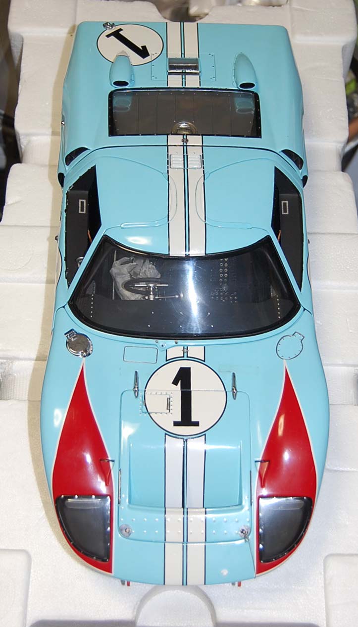 Exoto Ford GT40 Mk II 1966 1:10 : バルタン星人の部屋