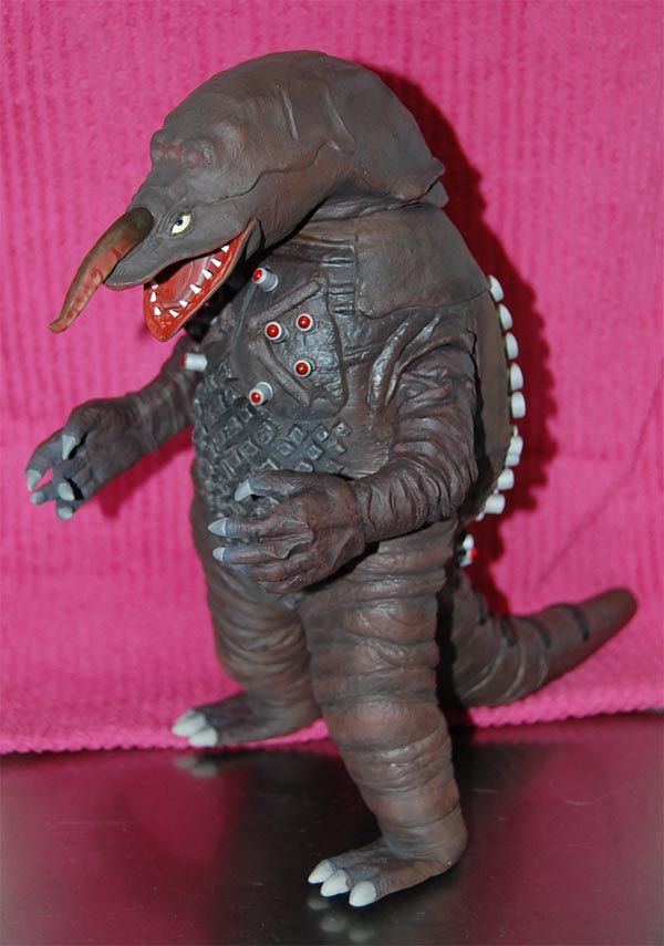 ザラガス 改造パーツ付 エクスプラス 大怪獣シリーズ　ウルトラマン　箱なし Yahoo!オークション -「エクスプラス ザラガス」(ウルトラマン