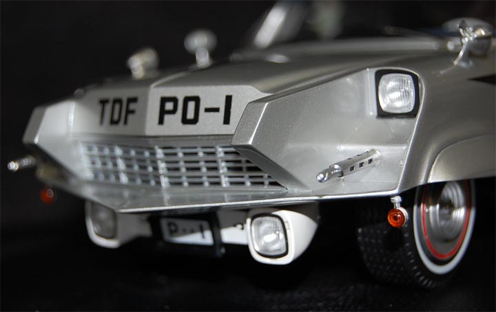 AMIE 1/18 TDF PO-1 ポインター 後期型 ウルトラセブン AMIE 1/18 TDF PO-1 ポインター 後期型 ウルトラセブン