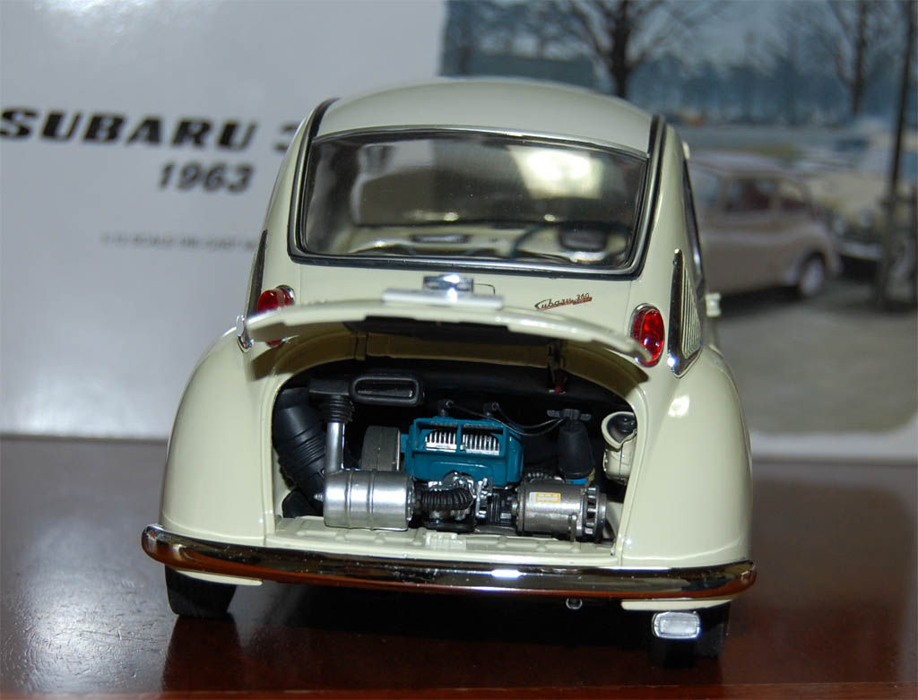 EBBRO スバル360 1963 アイボリー エブロ 1/12 1963 スバル 360 アイボリー - Diecast Toy Store