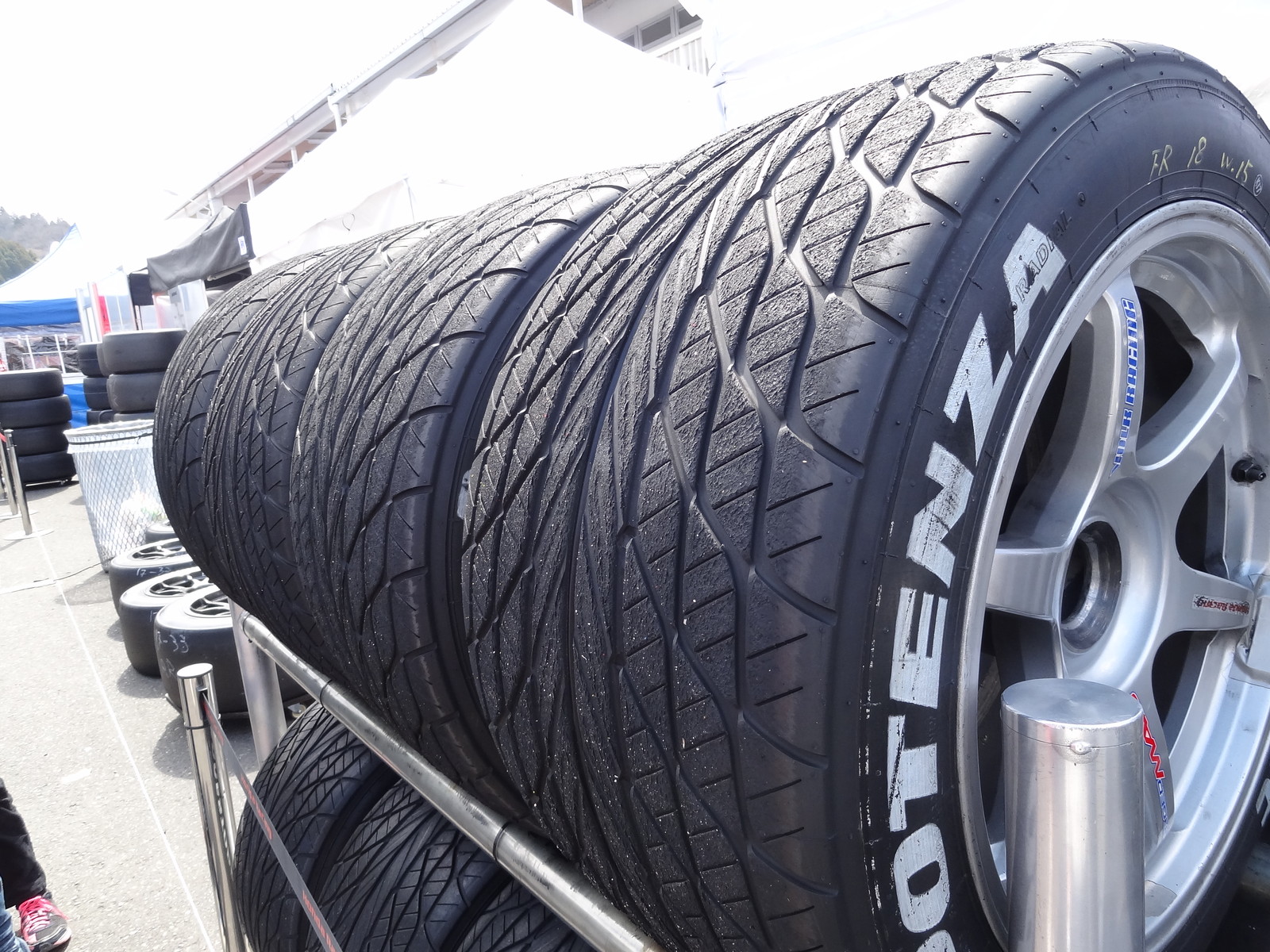 スーパーgt 12 岡山国際サーキット Hd5のゴルフがこれじゃぁ ね 涙 ｖｅｃの自己流ゴルフ