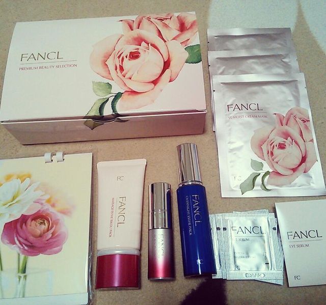 ファンケル クリスマス コフレ トップ新しい画像